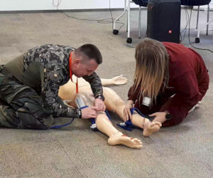Aptekarze ćwiczą na wypadek wojny. Pierwsze takie szkolenie w Warszawie