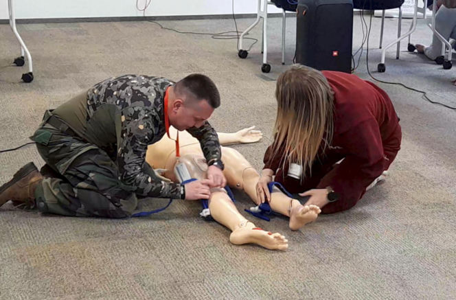 Aptekarze ćwiczą na wypadek wojny. Pierwsze takie szkolenie w Warszawie