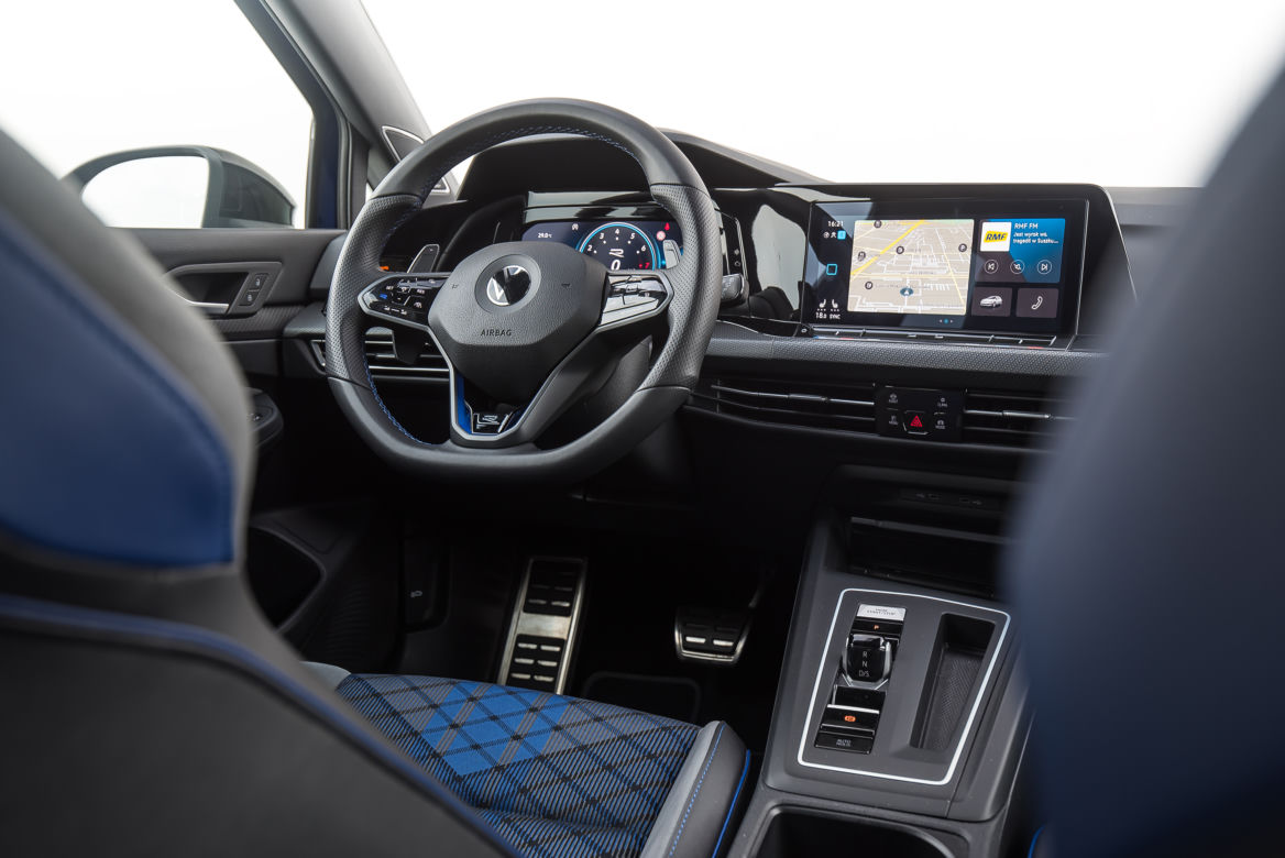 Volkswagen Golf R 320 KM 4MOTION DSG7