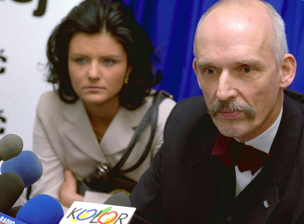 Janusz Korwin-Mikke skończył 80 lat. Tak się zmieniał