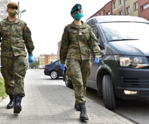 Świętokrzyscy terytorialsi pomagają w walce z koronawirusem