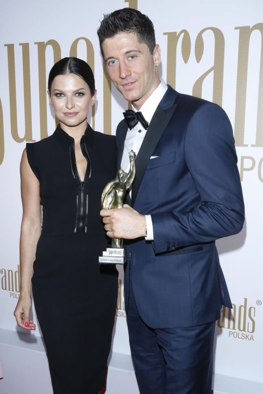 Anna i Robert Lewandowscy wychowują dzieci w luksusie. Sami zaczynali w skromnych warunkach