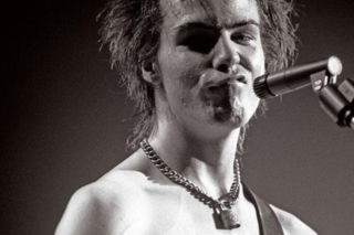 Sid Vicious od razu przyznał się do winy. Dlaczego więc do dziś nie wiadomo, kto zabił Nancy Spungen?