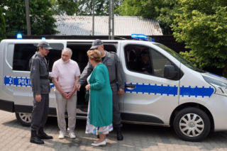Barwy szczęścia odc. 3281. Józefina Rawiczowa (Elżbieta Jarosik), Andrzej Zastoja-Modelski (Leon Charewicz)zowa (Elżbieta Jarosik)