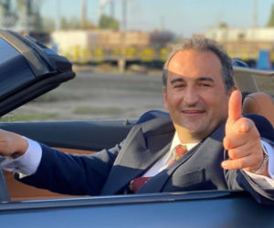 Misiek Koterski jeździ luksusowym roadsterem