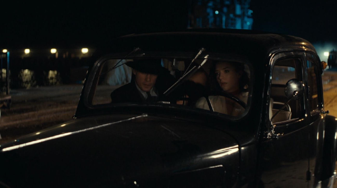 Zatoka szpiegów, odcinek 18. Wulf (Mateusz Nędza), Eva (Sonia Mietielica)