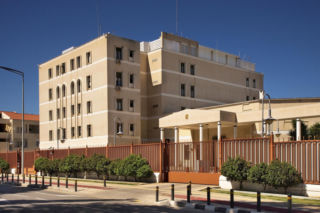 Rosjanin powieszony w ambasadzie na Cyprze! Miał być szpiegiem, który planuje ucieczkę