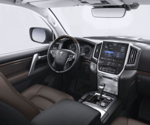 Toyota Land Cruiser V8 