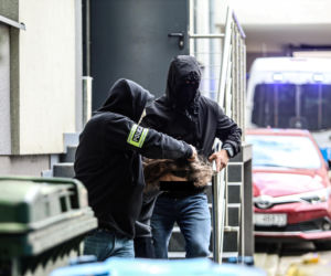 Koszmar w Janikach Wielkich. Syn zamordował rodziców