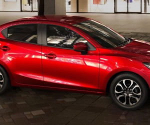 Mazda 2 Sedan 2015