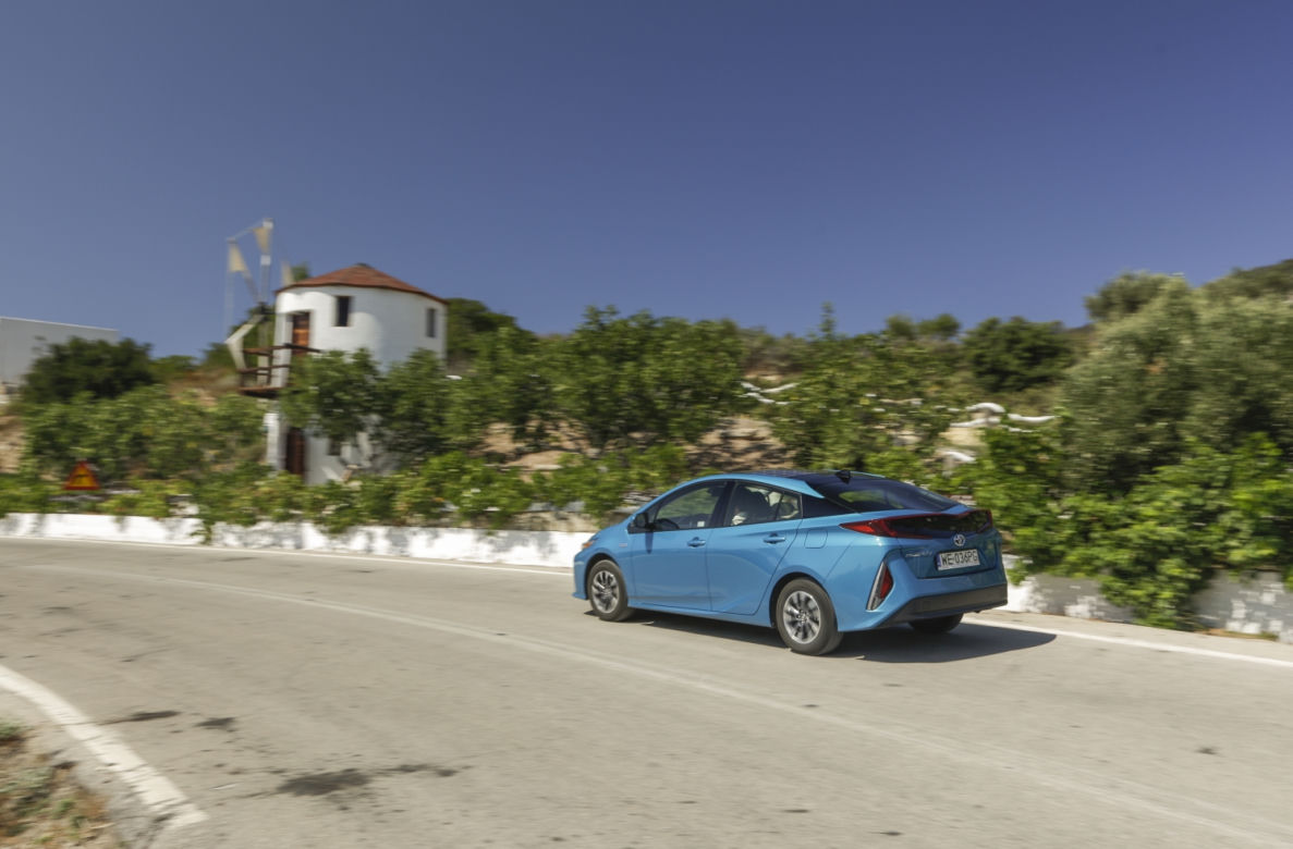Toyota Prius Plug-in Hybrid na Rodos