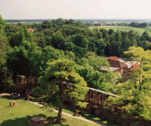 To jedno z najpiękniejszych śląskich miast. Jego ozdobą jest nie tylko rynek, ale też gotycki zamek