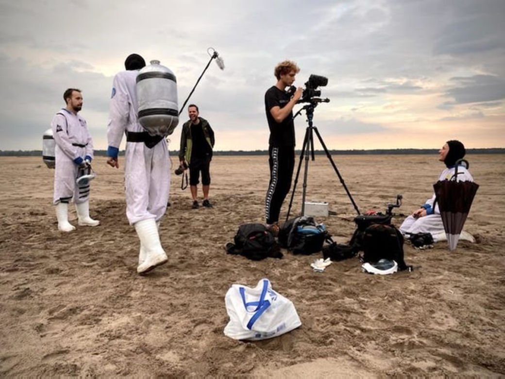 Statek UFO pojawia się na filmach
