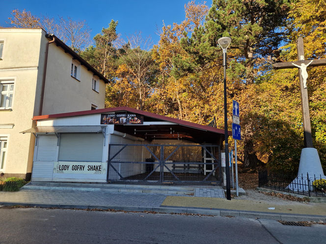 Niewiarygodne, jak wygląda po sezonie ten hit wakacji. Prawdziwe miasto widmo