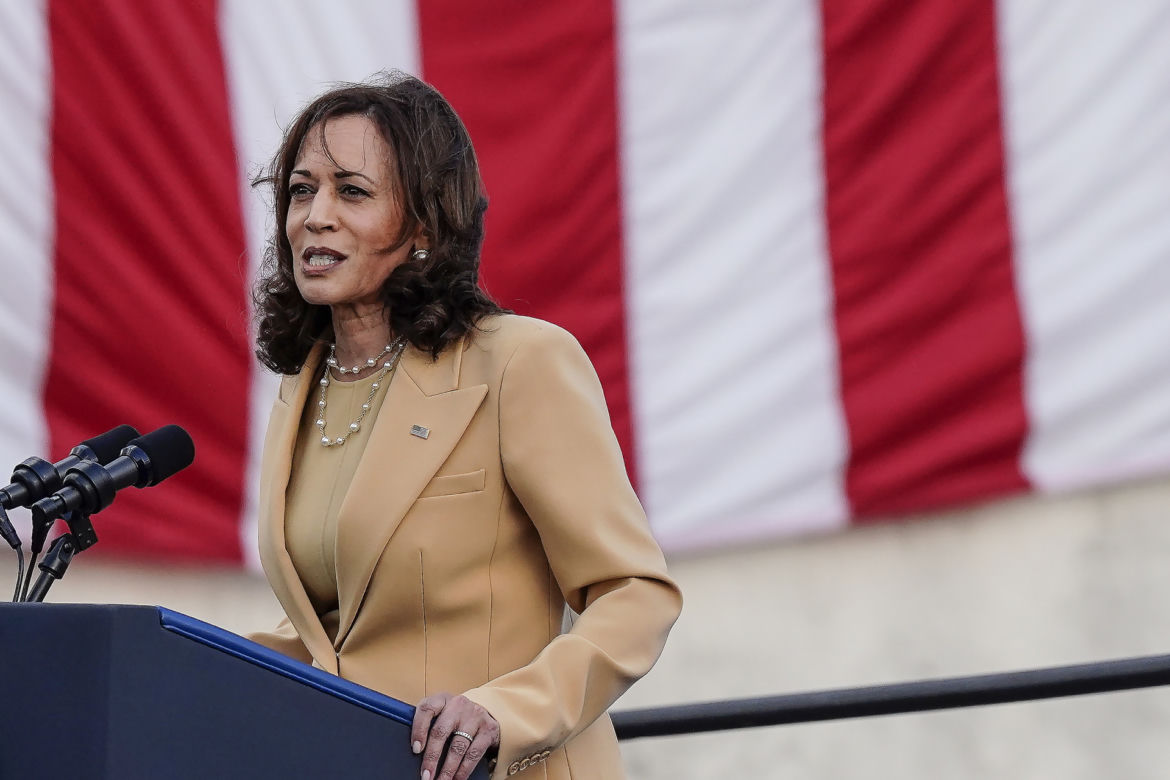 Taki styl ma Kamala Harris. Wiceprezydent USA przyleci do  Polski