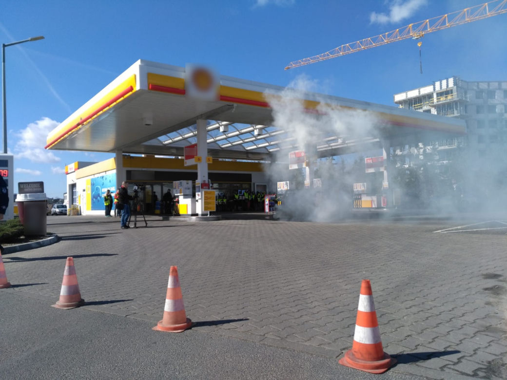 Wyciek benzyny i pożar na stacji w Toruniu