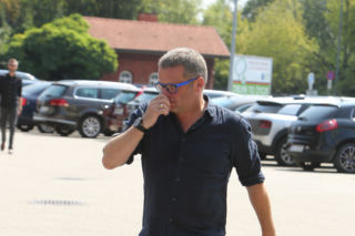 Uwielbiany dziennikarz odchodzi z TVN! „Nie daję już rady”