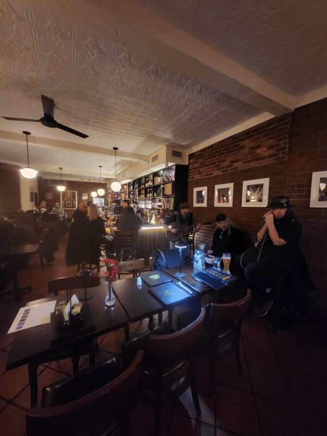 Wersnisaż wystawy "Niestabilne struktury" na Greenpoincie