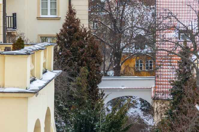 Dom Profesorów na ul. Brzozowej w Warszawie