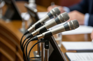 Piotr Gliński przyłapany w Sejmie. Co ujawniły mikrofony po wyłączeniu?