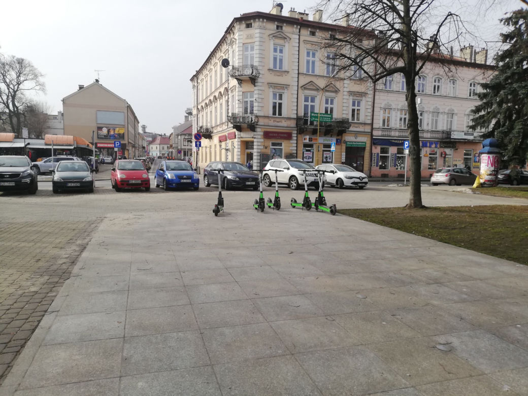 Hulajnogi elektryczne firmy Bolt