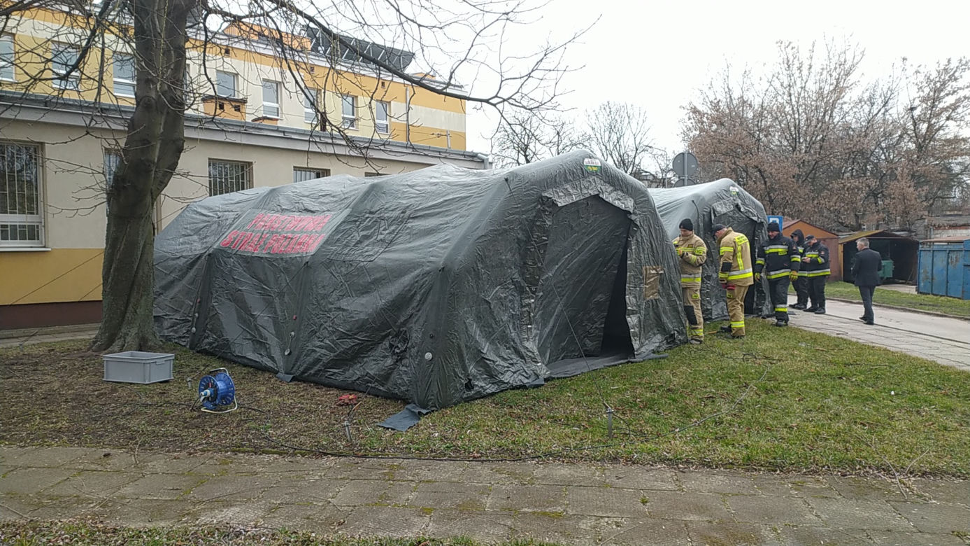 Polowa izba przyjęć stanęła przed radomskim szpitalem 