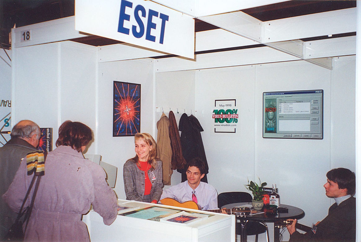 ESET zdjęcia archiwalne