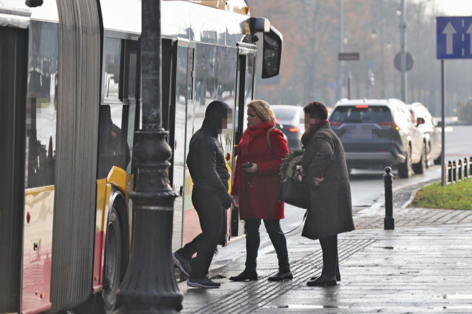 Katarzyna Bosacka w parku