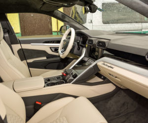 Chciał wywieźć na Ukrainę Lamborghini za 1,5 mln złotych