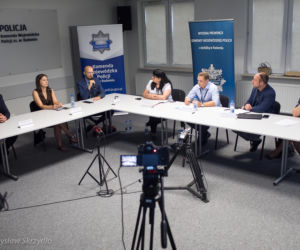 Kameralne Lato 2020. Mowa nienawiści w internecie. Czy jesteśmy anonimowi w sieci?