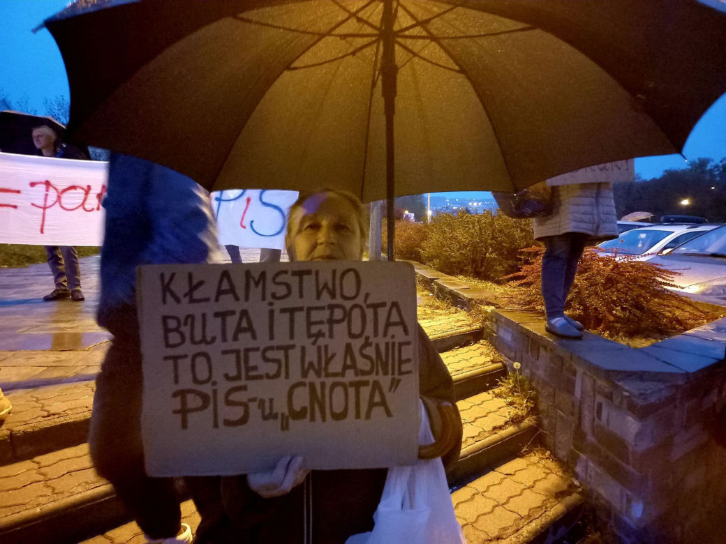Jarosław Kaczyński odwiedził w sobotę Przemyśl. Przywitali go zwolennicy i … przeciwnicy