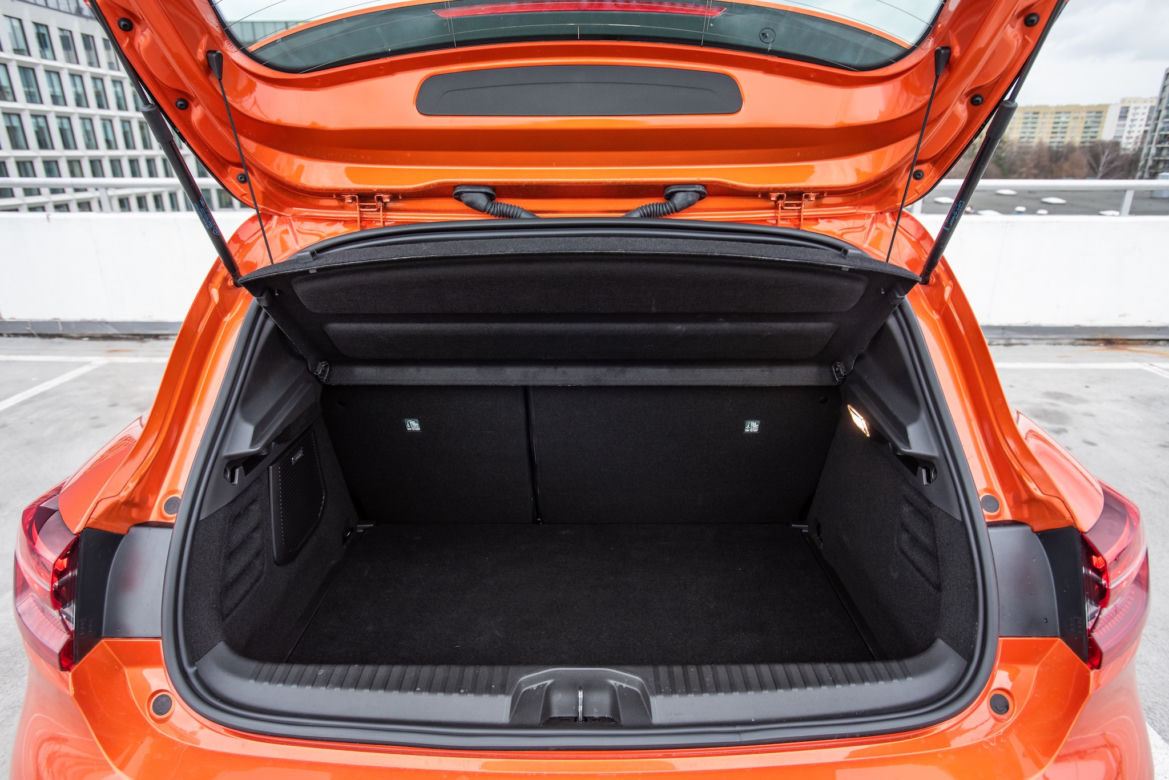 Renault Clio TCe 130 EDC FAP Intens