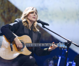 Tak wygląda dorosły syn Edyty Bartosiewicz. Podobny do znanej mamy?