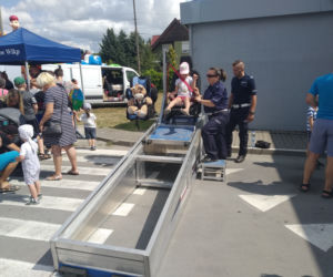 Tramwaj uderzył w samochód - piknik w MZK. 