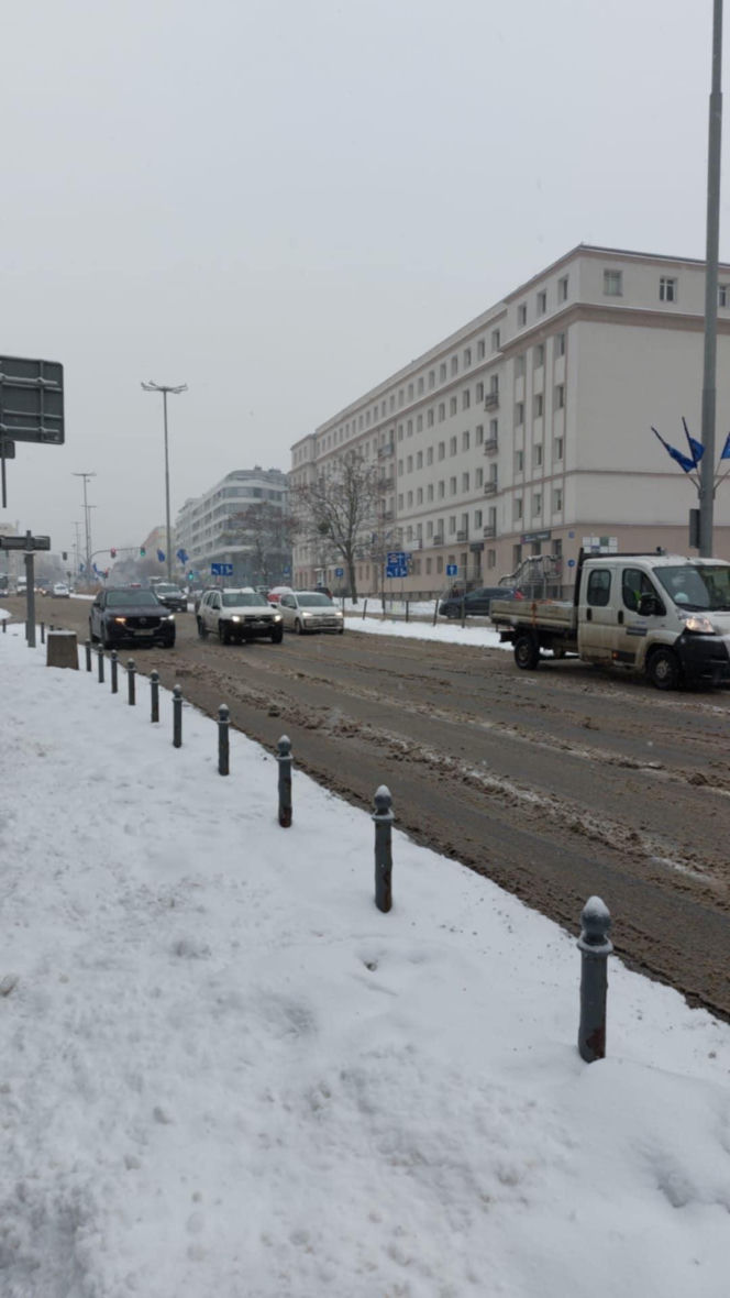 Uwaga – drogi jak szklanka!