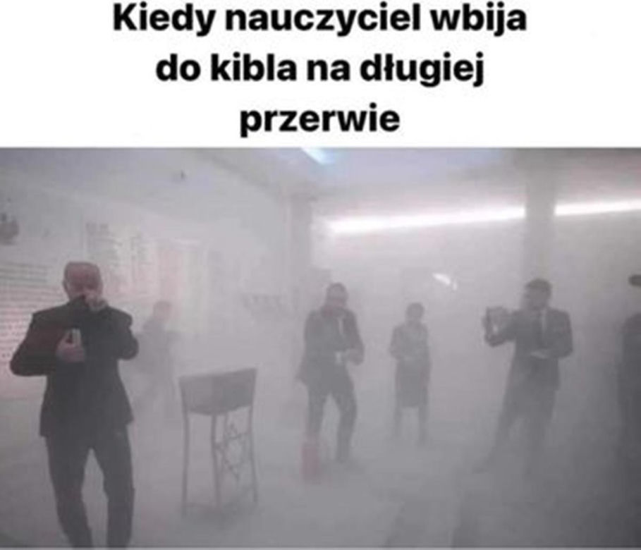 Grzegorz Braun z gaśnicą w Sejmie