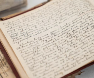 Tajne dokumenty ujawnione po 81 latach. Rafał Trzaskowski mówi o sensacyjnym odkryciu