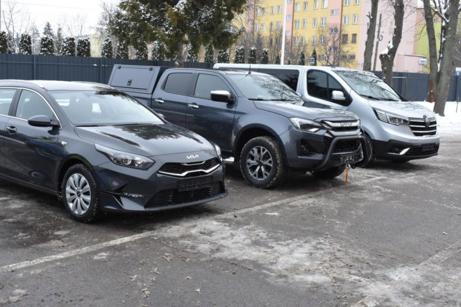 Policyjne bestie będą siać postrach na drogach. Oto nowe radiowozy polskiej policji