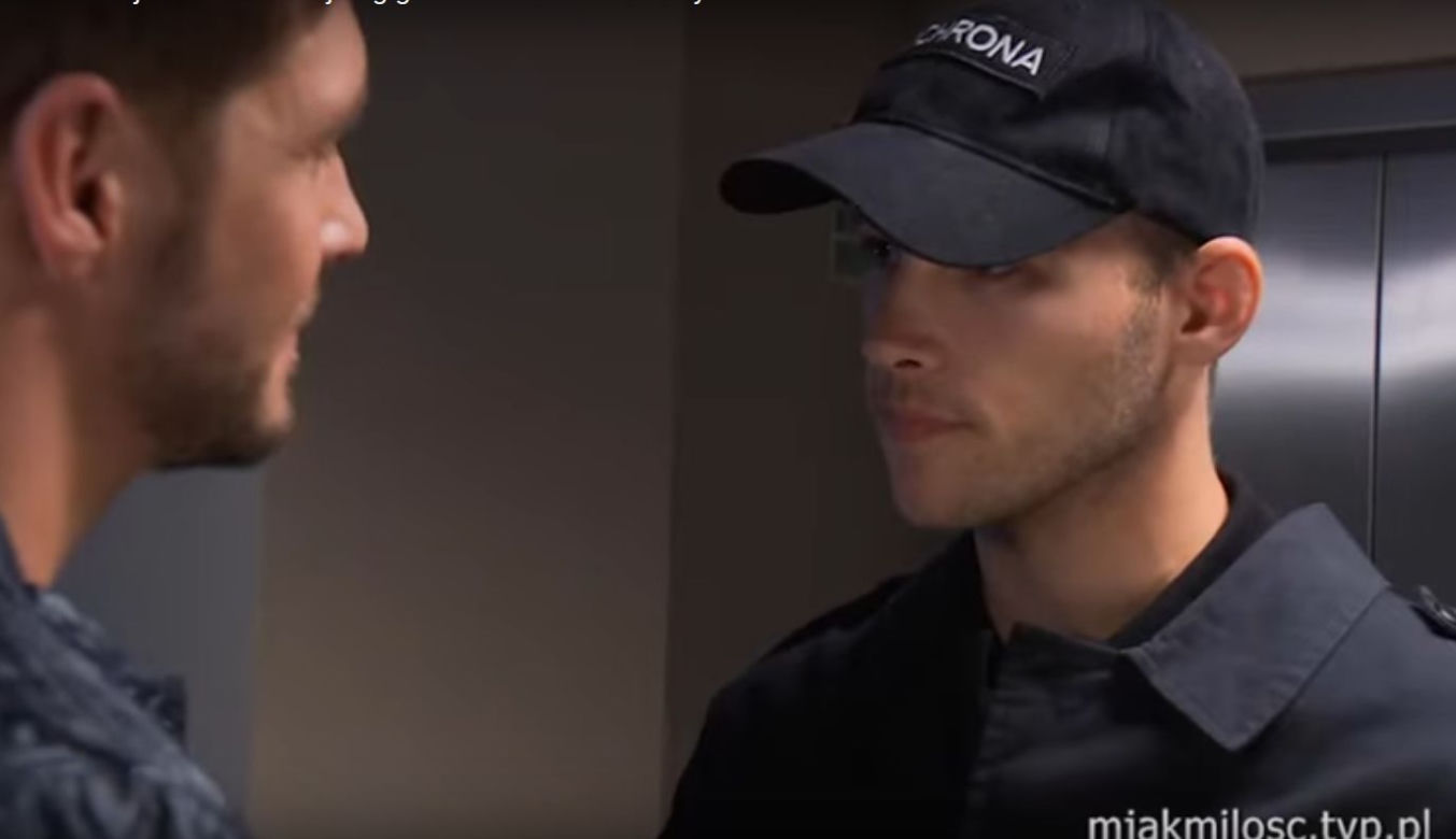 M jak miłość: Marcin (Mikołaj Roznerski), policjant