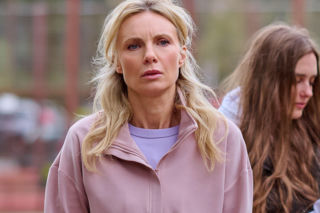 Na Wspólnej. Nagie fotki Moniki trafiają do sieci. Robi się gorąco...