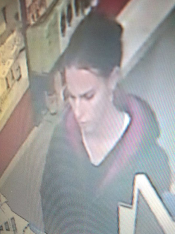 Oni są poszukiwani przez łódzką policję. Rozpoznajecie którąś z tych osób? 