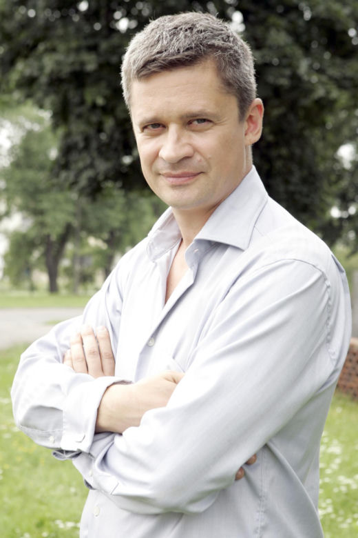 Ten serial kochały miliony. Jak po 17 latach wyglądają gwiazdy „Domu nad rozlewiskiem”?