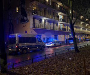 Nożownik na Mokotowie. Zaatakował w nocy