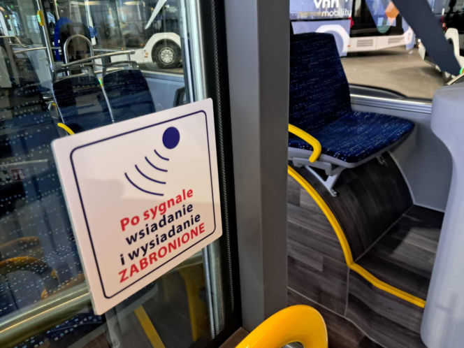 Pięć nowych autobusów elektrycznych trafia do komunikacji miejskiej w Starachowicach