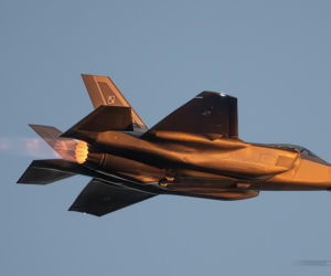 Polskie F-35 w powietrzu. Rajd Powitanie z Polską nad największymi miastami