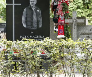 Nowy grób Jacka Magiery
