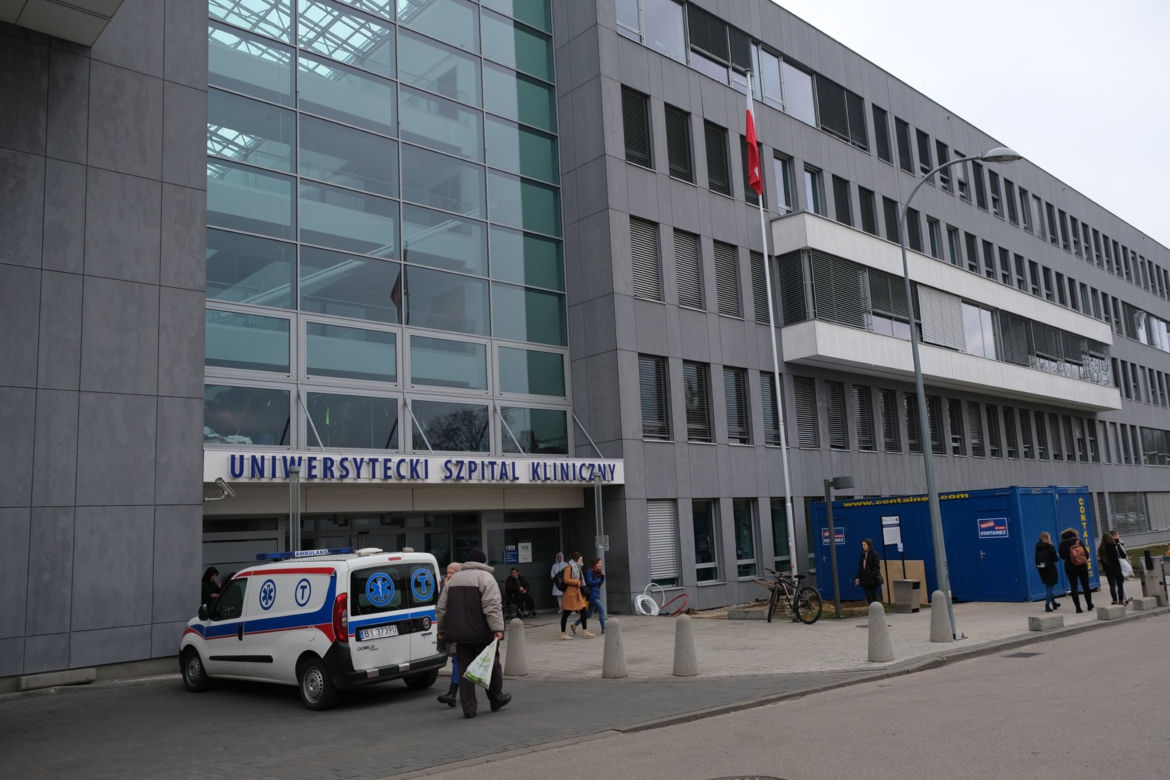 Koronawirus w Polsce. Konternety przy USK Białystok