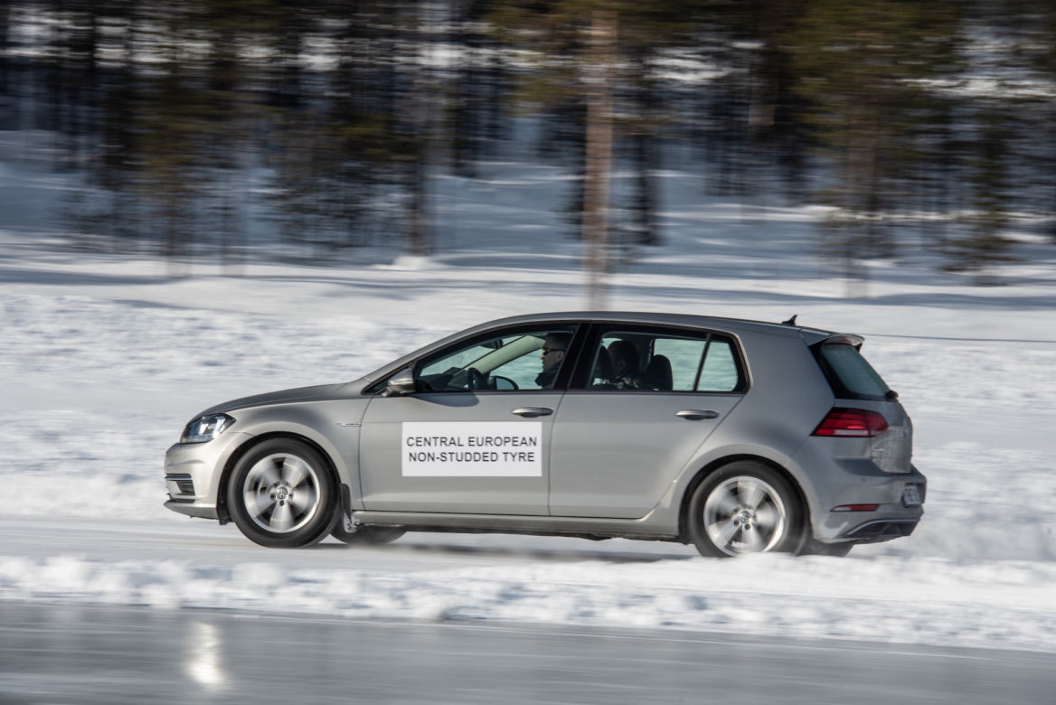 Nokian WR Snowproof - Test opony zimowej