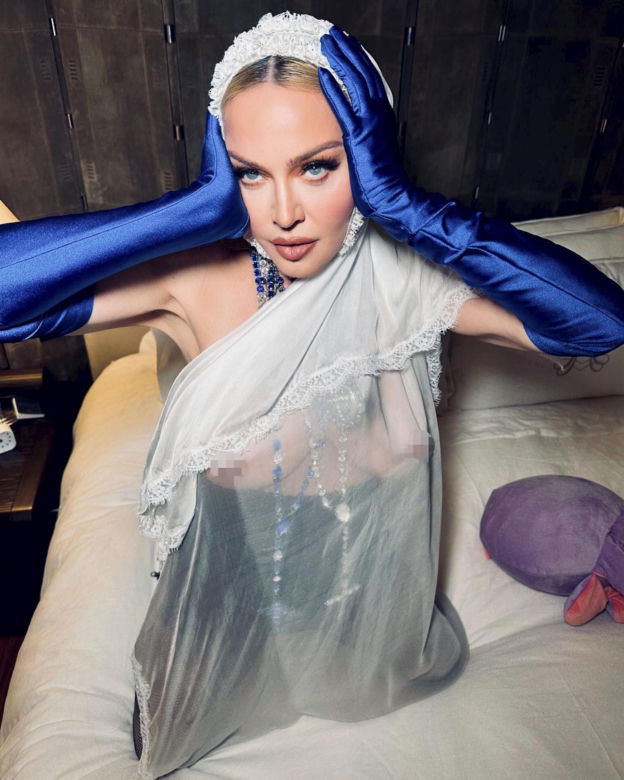 Madonna pokazała nagi biust! 65-latka odsłoniła wszystko