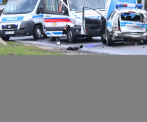 Gietrzwałd. Radiowóz ROZJECHAŁ motocyklistów! Jedna osoba nie żyje